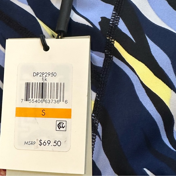 NWT- DKNY Sport 💜Brand New! Small 7/8 Yoga/Workout pants! ~ Great Stretch - Picture 6 of 7